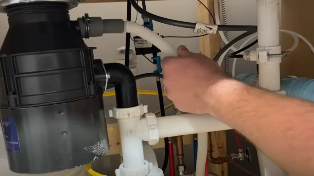 Average lifespan of garbage disposal